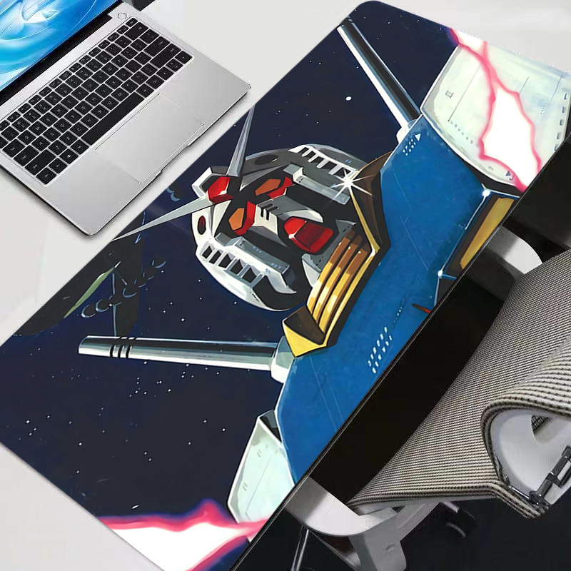 Desk Setup Accessories - แผ่นรองเมาส์ขนาดใหญ่โมบายสูทกันดั้ม XXL พีซีใหม่แผ่นรองโต๊ะใหม่เกมเมอร์ออฟฟิศพรมคีย์บอร์ดโต๊ะอุปกรณ์เสริมสำหรับเล่นเกมแผ่นรองเมาส์